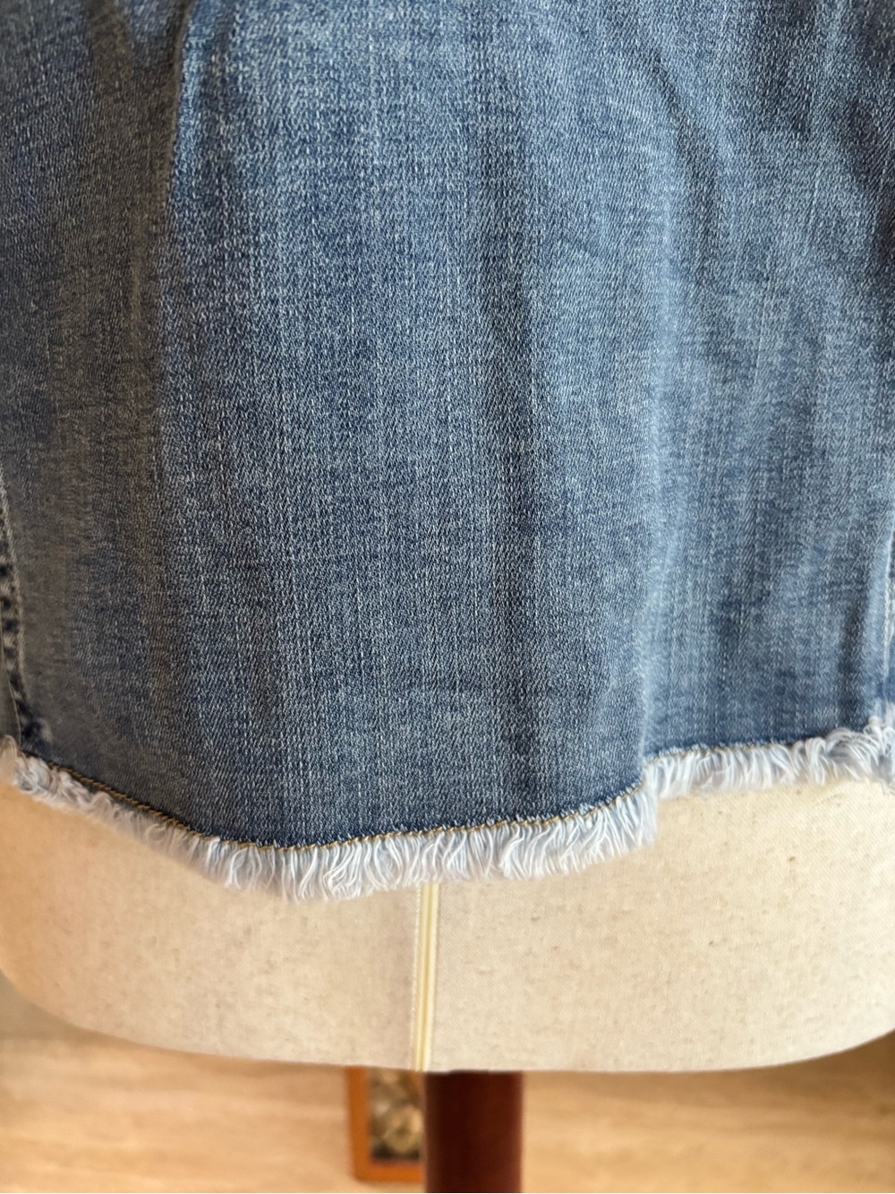 *NEW* Chico’s Cropped Denim Jacket 3/4 Sleeve - Mediterranean - Size - 20/22 - Picture 5 of 11